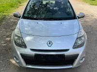 Gebraucht Renault Clio III 75 PS (55 kW) 2009 Silber Limousine