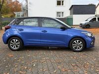 Gebraucht Hyundai i20 Trend 84 PS (61 kW) 2019 Blau Limousine