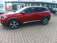 Gebraucht Peugeot 3008 Active 131 PS (96 kW) 2018 Lqv  lackierung ultimaterot (metallic) SUV