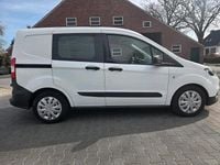Gebraucht Ford Transit 75 PS (55 kW) 2019 Weiß Van