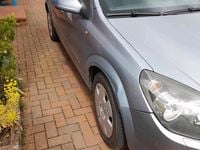 Second-hand Opel Astra 105 CP (77 kW) 2005 Argintiu Break