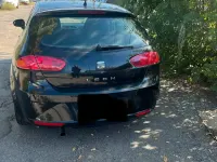 Używany Seat Leon 102 KM (75 kW) 2010 Czarny Hatchback