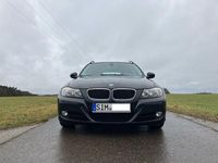 Gebraucht BMW 318 143 PS (105 kW) 2008 Schwarz Kombi