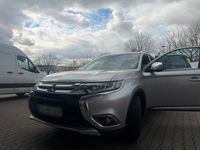 Gebraucht Mitsubishi Outlander Top 150 PS (110 kW) 2018 Grau SUV