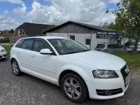Używany Audi A3 Attraction 102 KM (75 kW) 2010 Biały Hatchback