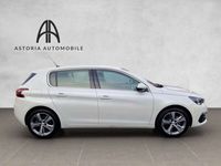 gebraucht Peugeot 308 Allure BlueHDi 130 EAT6 NAVI KAMERA FULL-LED