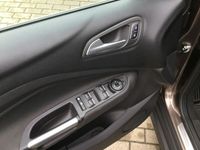 Gebraucht Ford C-MAX Titanium 125 PS (91 kW) 2016 Braun Van / Kleinbus