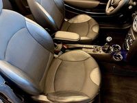 Second-hand Mini Cooper Cabriolet 122 CP (89 kW) 2015 Negru Cabrio