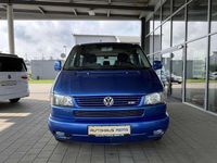 Gebraucht VW Transporter 151 PS (111 kW) 2001 Technoblau perleffekt Van