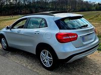 Gebraucht Mercedes GLA200 156 PS (114 kW) 2015 Silber SUV
