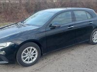 Gebraucht Mercedes A200 163 PS (119 kW) 2023 Schwarz Limousine