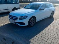 Gebraucht Mercedes E220 194 PS (142 kW) 2018 Weiß Kombi