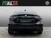 Neu Alfa Romeo Giulia Veloce 280 PS (205 kW) 2025 Schwarz (nero vulcano) Limousine