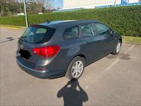 Gebraucht Opel Astra 130 PS (95 kW) 2013 Braun Kombi