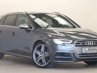 Usado Audi S3 Advanced 310 HP (228 kW) 2017 Cinzento Sedan