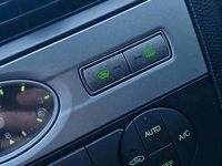 Gebraucht Ford Mondeo 125 PS (91 kW) 2006 Grau Kombi