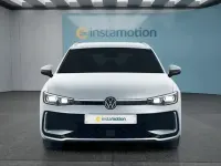 Gebraucht VW Passat 193 PS (141 kW) 2025 Silber Kombi