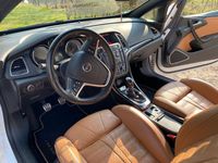 Gebraucht Opel Cascada Active 200 PS (147 kW) 2017 Weiß Cabrio