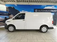 Gebraucht VW T7 150 PS (110 kW) 2024 Weiß Van