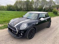 Usata Mini Cooper D 116 CV (85 kW) 2016 Nero Utilitaria