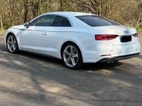 Gebraucht Audi A5 Ambiente 218 PS (160 kW) 2018 Weiß Coupé
