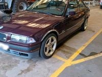 Używany BMW 320 150 KM (110 kW) 1993 Purpurowy Coupe