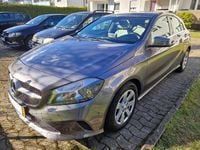 Gebraucht Mercedes A200 136 PS (100 kW) 2018 Grau Kleinwagen