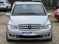 Gebraucht Mercedes B180 109 PS (80 kW) 2008 Silber Van / Kleinbus