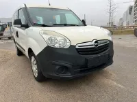 Używany Opel Combo 120 KM (88 kW) 2017 Biały Minivan