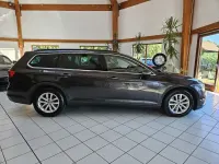 Gebraucht VW Passat Business 150 PS (110 kW) 2021 Grau