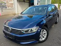 Gebraucht VW Passat 125 PS (91 kW) 2018 Blau Kombi