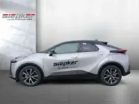 Gebraucht Toyota C-HR 140 PS (102 kW) 2025 Silver metallic / black SUV