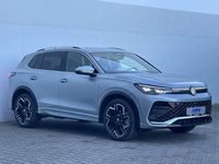 Neu VW Tiguan R-line 150 PS (110 kW) 2025 Oyster silver metallic SUV