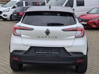 Neu Renault Captur Techno 140 PS (102 kW) 2026 Weiß SUV