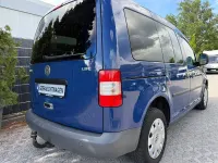 Second-hand VW Caddy Life 105 CP (77 kW) 2010 Albastru Monovolum