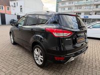 Gebraucht Ford Kuga Individual 150 PS (110 kW) 2016 Schwarz SUV