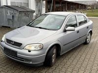 Gebraucht Opel Astra Elegance 84 PS (61 kW) 2002 Silber Kleinwagen