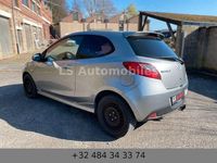 Second-hand Mazda 2 68 CP (50 kW) 2009 Argintiu Hatchback