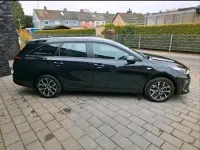 Gebraucht Kia Ceed 120 PS (88 kW) 2020 Schwarz Kleinwagen