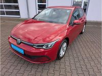 Gebraucht VW Golf VIII Life 110 PS (80 kW) 2023 Rot Limousine