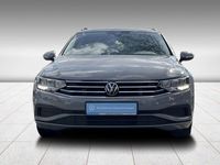 Gebraucht VW Passat Basis 150 PS (110 kW) 2022 C2 mondsteingrau Kombi