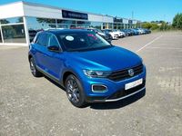 Gebraucht VW T-Roc Style 116 PS (85 kW) 2018 Blau (metallic) SUV