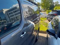 Gebraucht Opel Vivaro Elegance 130 PS (95 kW) 2022 Grau Van / Kleinbus