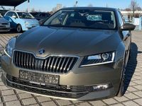 Gebraucht Skoda Superb Style 190 PS (139 kW) 2016 Grün Limousine