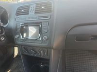 Gebraucht VW Polo 60 PS (44 kW) 2018 Weiß Kleinwagen