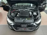 Używany Audi A4 Ambiente 204 KM (150 kW) 2023 Czarny Sedan/Limuzyna