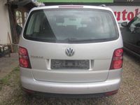 gebraucht VW Touran 1.6 Conceptline