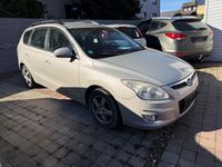 Gebraucht Hyundai i30 109 PS (80 kW) 2009 Limousine