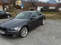 Gebraucht BMW 325 218 PS (160 kW) 2007 Grau Coupé