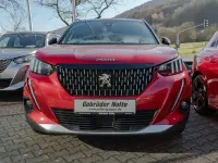 Gebraucht Peugeot 2008 GT 131 PS (96 kW) 2023 Rot SUV
